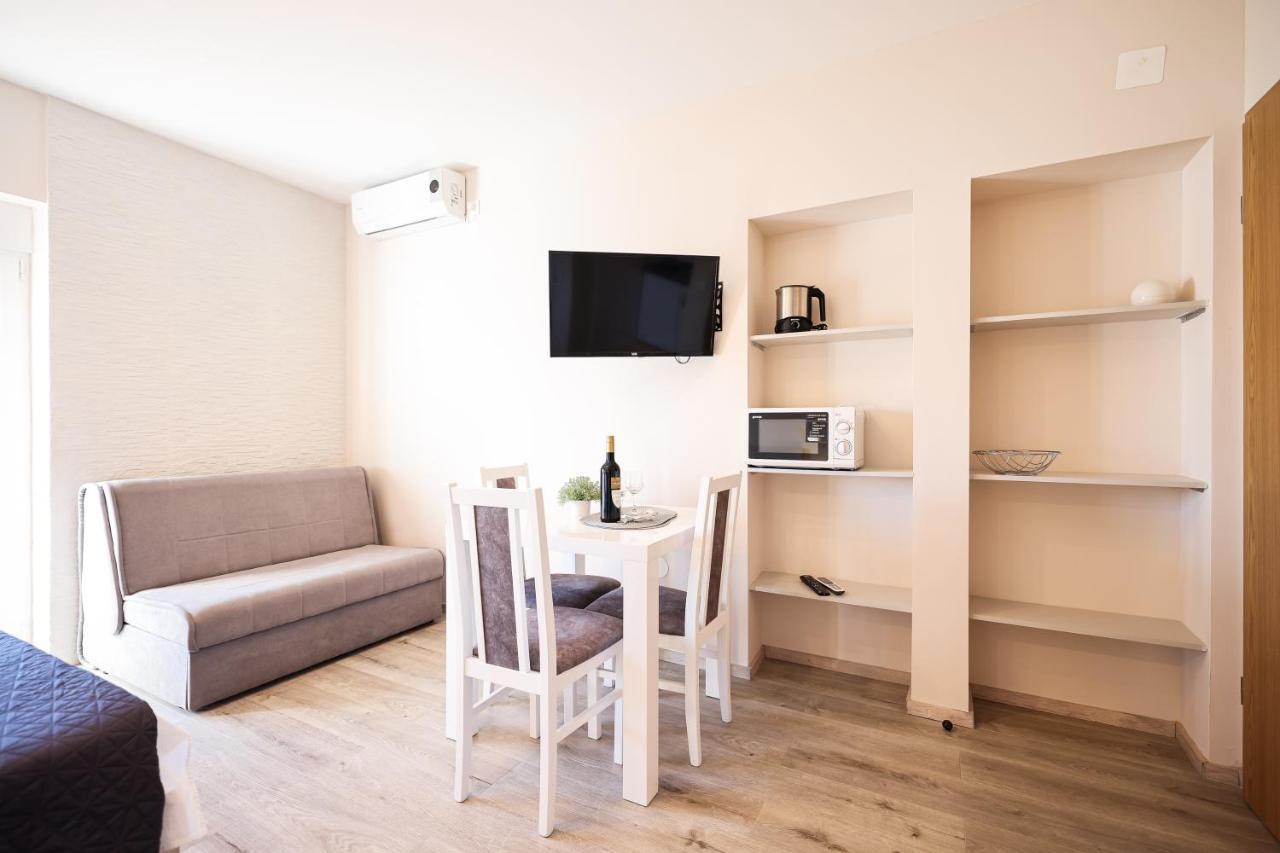 Apartments Anka With Seaview Врси Экстерьер фото