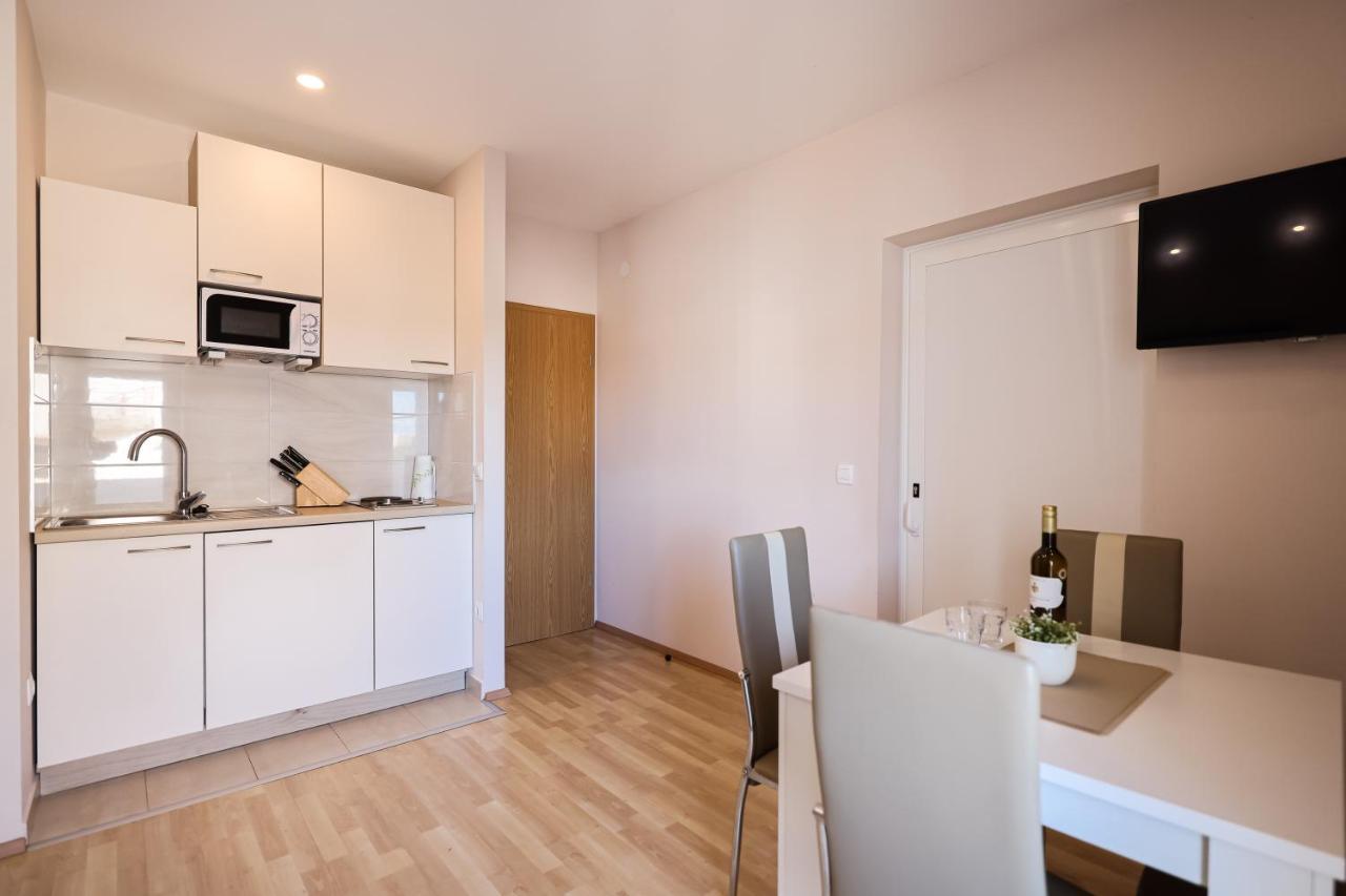 Apartments Anka With Seaview Врси Экстерьер фото