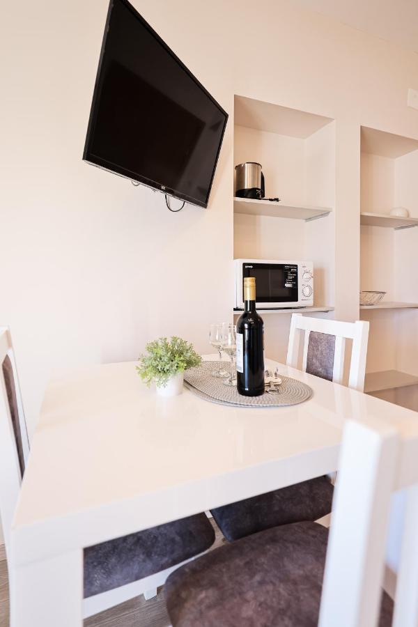Apartments Anka With Seaview Врси Экстерьер фото